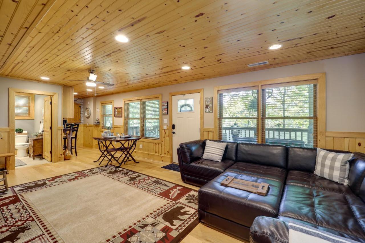 West Jefferson Vacation Rental Near River Экстерьер фото